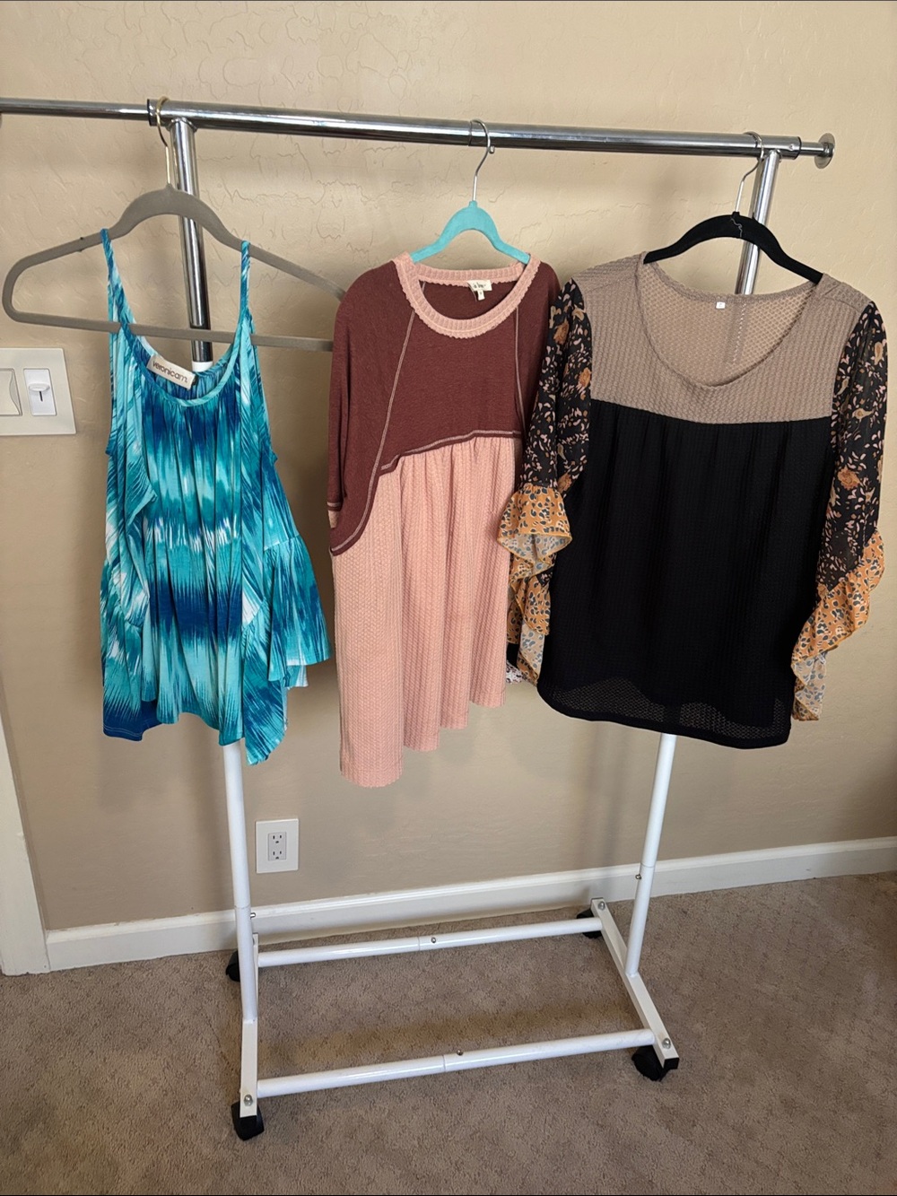 Bell sleeve tops 3